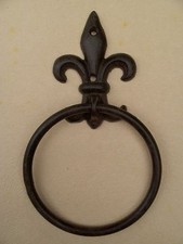 HANDTUCHHALTER mit RING LILIE, GUSSEISEN braun, NOSTALGIE ANTIK-STIL, LANDHAUS