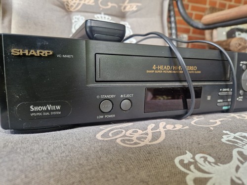 Sharp videorecorder 671 - sharp,