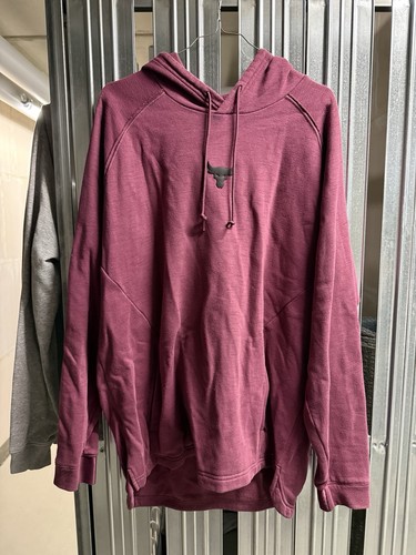 Under armour projekt - under,