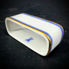 Porzellan Serviettenhalter 1