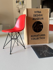 Vitra Miniatures Eames DSR