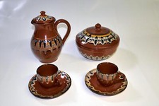 (01111) Kaffeeservice: Kanne H 17, 2 Tassen, Dose D 15. Keramik glasiert