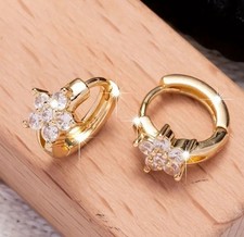 Ohring 18k vergoldet, Modeschmuck elegant mit Zirkonia Blumenmuster Allergiefrei