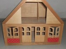 Puppenhaus aus Holz