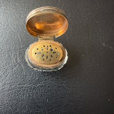 Antiker Mini‑Salzstreuer