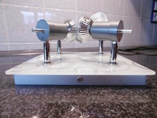 Deckenleuchte Träger aus Glas mit 4 Halogenspots quadratisch, Kantenlänge 21cm