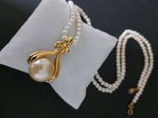 Halskette Anhänger Signiert