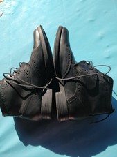 Herren Stiefel Gr. 42 Leder, schwarz, gefüttert, Lochmuster 