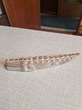 Krokodil-Figur aus Stein