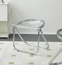 Transparenter Klappstuhl