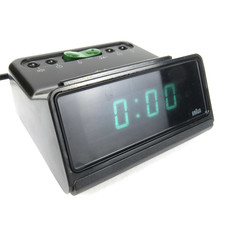 VINTAGE BRAUN GERMANY DIGITAL