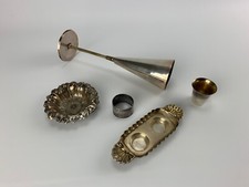 Verschiedene Metallobjekte