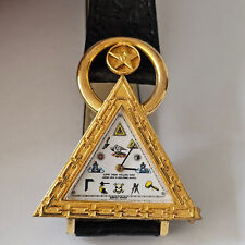 ANONYM-FREIMAURER-DREIECKIG-AU