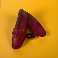 TODS Lackschuhe in rot 37,5