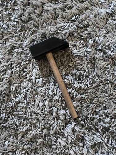 Spielzeughammer aus holz - spielzeughammer,