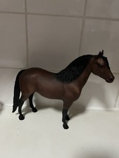 Breyer Modelpferd Traditional  Morgan Brauner