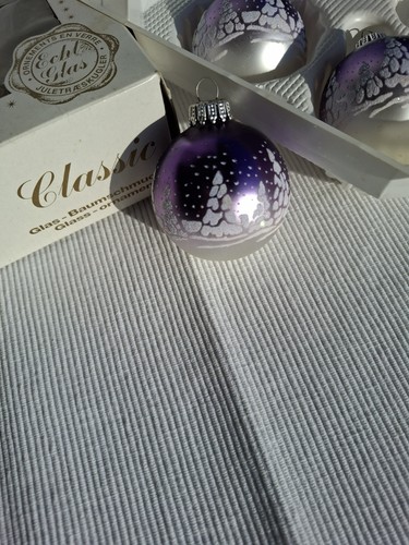 Christbaumkugeln lila und - christbaumkugeln,