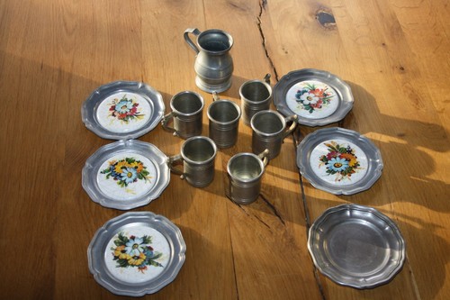 Zinn becher - zinn-becher, zinn-untersetzer