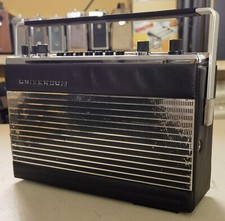 Antik Universum Luxus-5-Band 1014921 Autokoffer Transistorradio Bj.1968/72