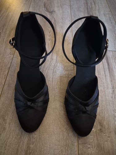 Tanzschuhe neu und - 39,