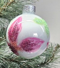 Christmas ball glass hand
