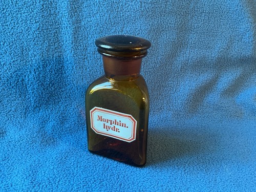 Alte apothekerflasche morphium - apothekerflasche,
