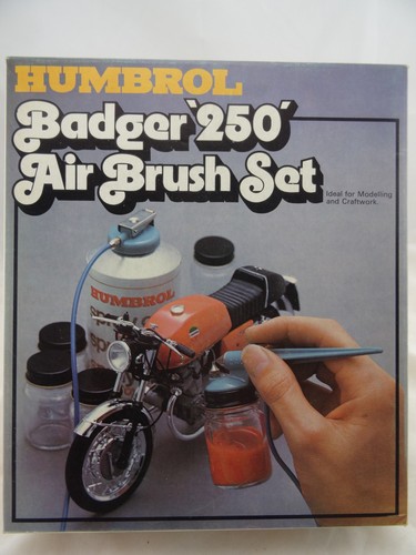 Humbrol badger 250 - humbrol,