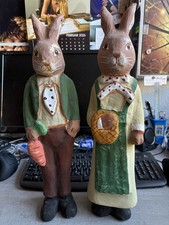 Großes Osterhasenpaar aus