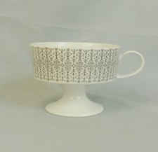 Secunda grau Composition v