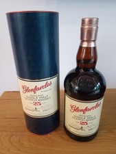  Glenfarclas 25 Jahre Single Malt Scotch Whisky 43% Vol./ 0,7 Liter 