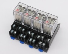 4x Leistungsrelais CHINT JQX-13F Steckrelais 220V AC DPDT 2W 10A + Sockel CZT08A