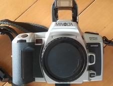 Minolta 505 si Super DYNAX Analog Spiegelreflexkamera mit Objektiv