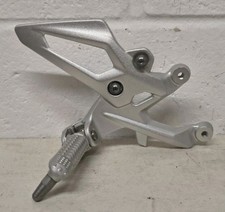 BMW S1000R Fußraste rechts