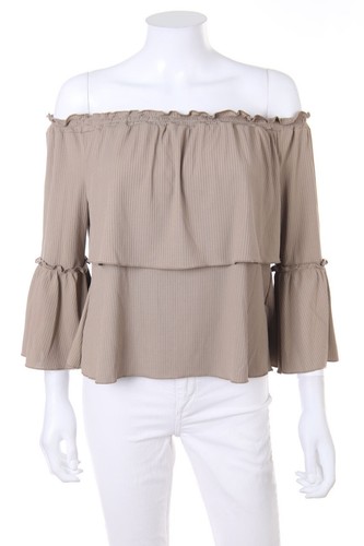 Object shirt volants - object, carmen
