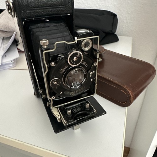 Carl zeiss jena - carl,