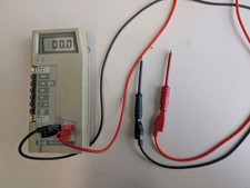 Fluke 8022A Multimeter Retro