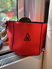 Coole Gaastra Tasche Neopren Koralle rot schwarz