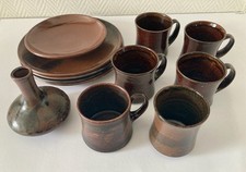 Ess-Geschirr: Becher + große