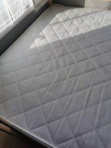 Matratze 140x200