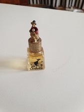 Parfüm Miniatur, Myrna Pons