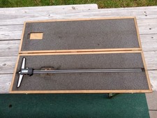 Digitaler Messschieber Schieblehre Tiefenmessschieber  500 mm in Holzkasette