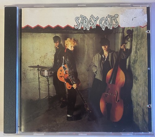 Stray cats - -,