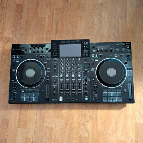 Pioneer xdj controller - pioneer, dj
