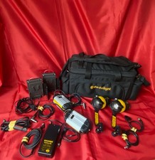 Dedolight Set 2x DLED3-BI DT3-BI-BAT + Zubehör + Tasche Bicolor Strahler Top