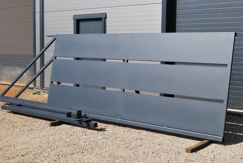 Freitragend schiebetor 500 x - b,