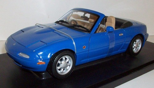 Gate scale 01014 mazda - 1/18,