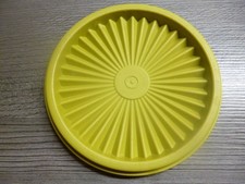 Tupperware  Ersatz-Deckel  Nr. 812 Sonnendeckel Farbe oliv 12,8 cm