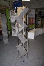 großer frei stehender Prospekthalter - Broschürenständer - 7 mal DIN A4