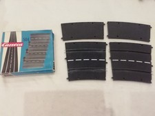 Carrera Universal 132 2x Kurve 4 50504 und  2x RANDSTREIFEN  Kurve 4 50604 TOP
