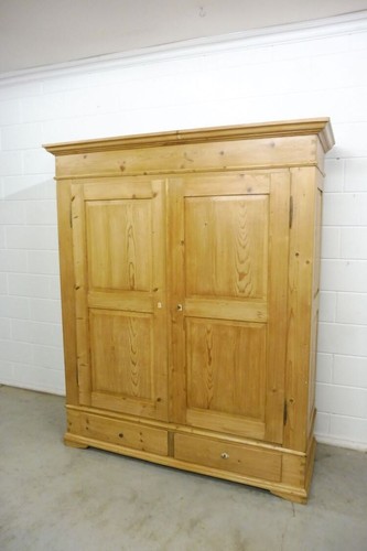Antiker kleiderschrank schrank - antiker,